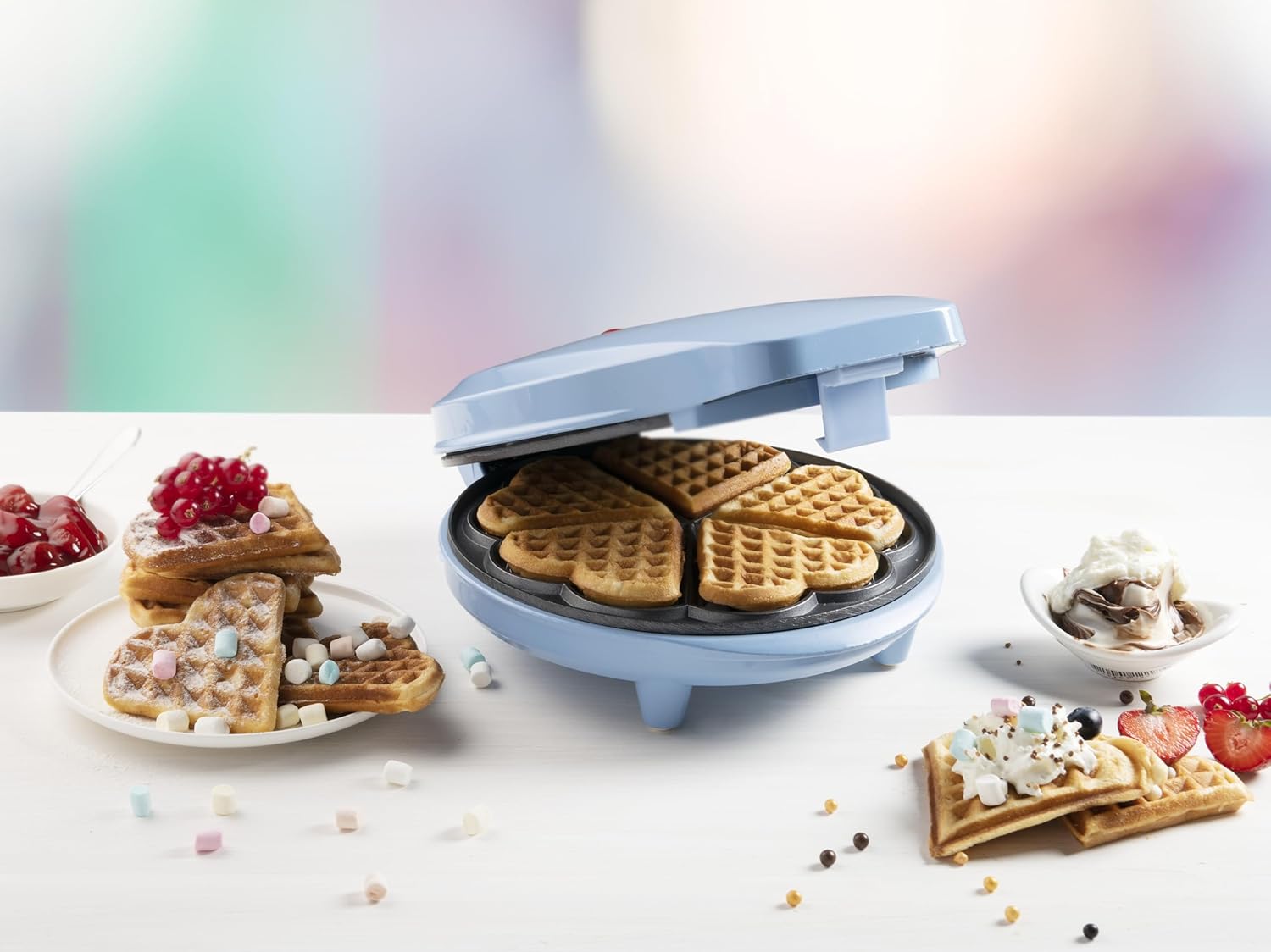Bestron - Gaufrier classique cœur - 700W, antiadhésif, bleu rétro