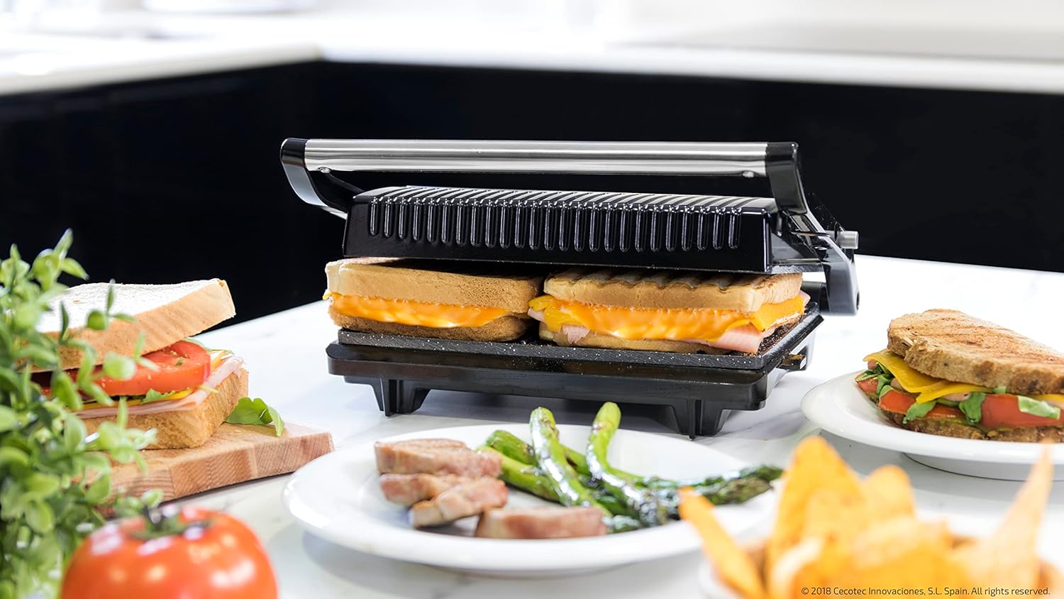 Cecotec - Grill électrique Full Open 750W - revêtement antiadhésif, poignée froide, ouverture 180°