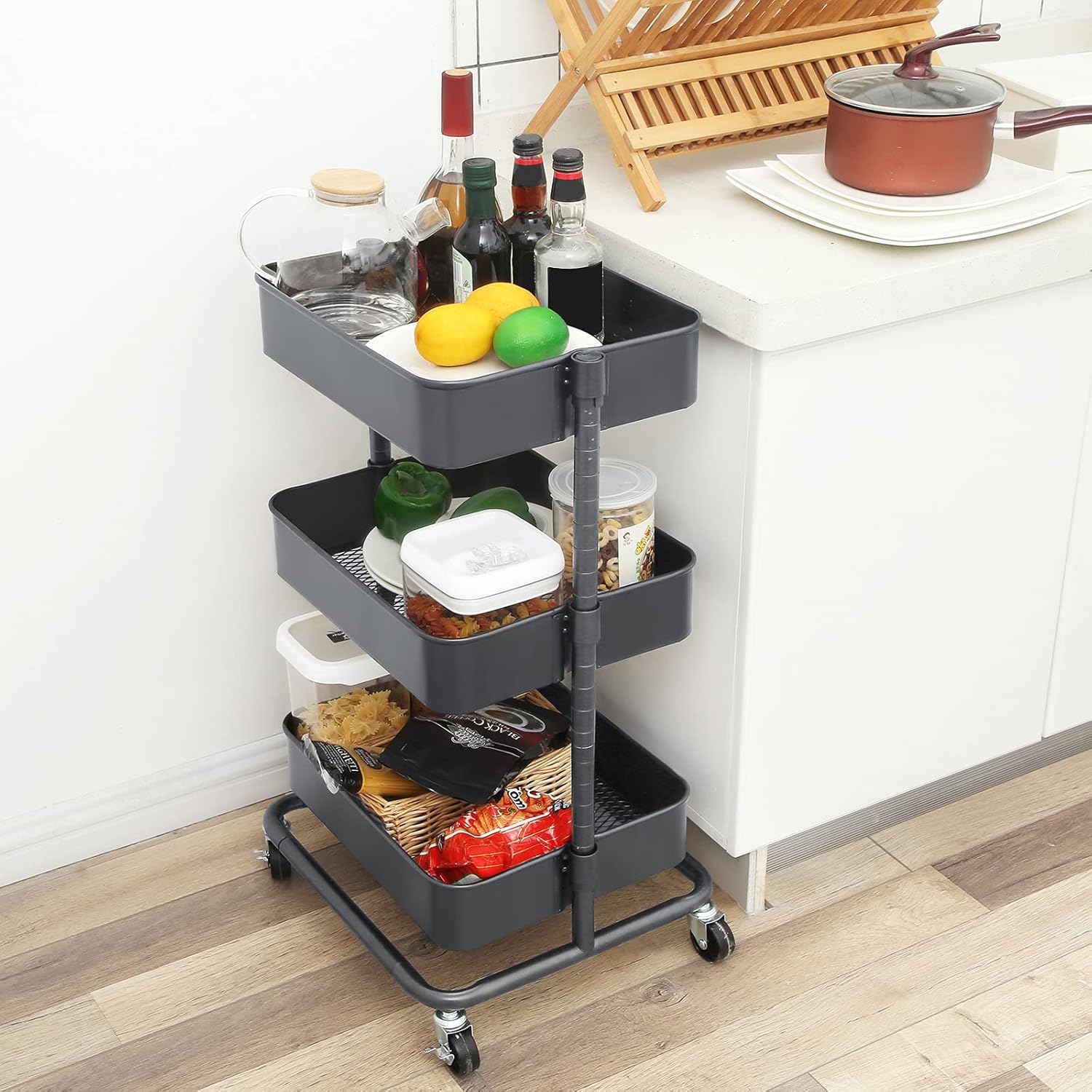 SONGMICS - Chariot 3 niveaux - hauteur réglable, freins, montage facile - BSC60GS