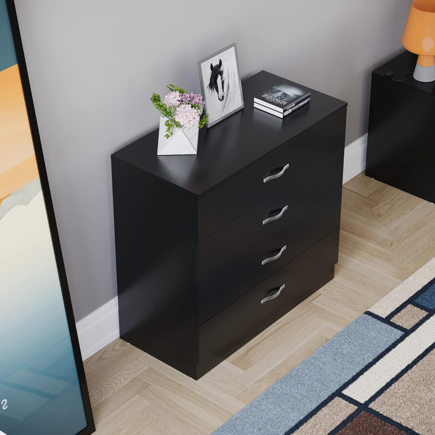 Vida Designs – Riano pin – commode 4 tiroirs – poignées métal robustes
