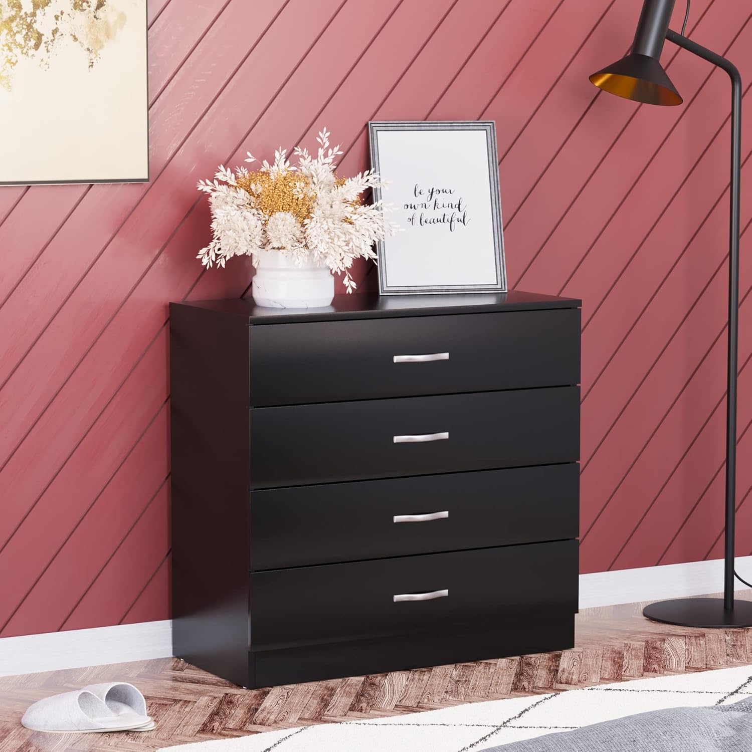 Vida Designs – Riano pin – commode 4 tiroirs – poignées métal robustes