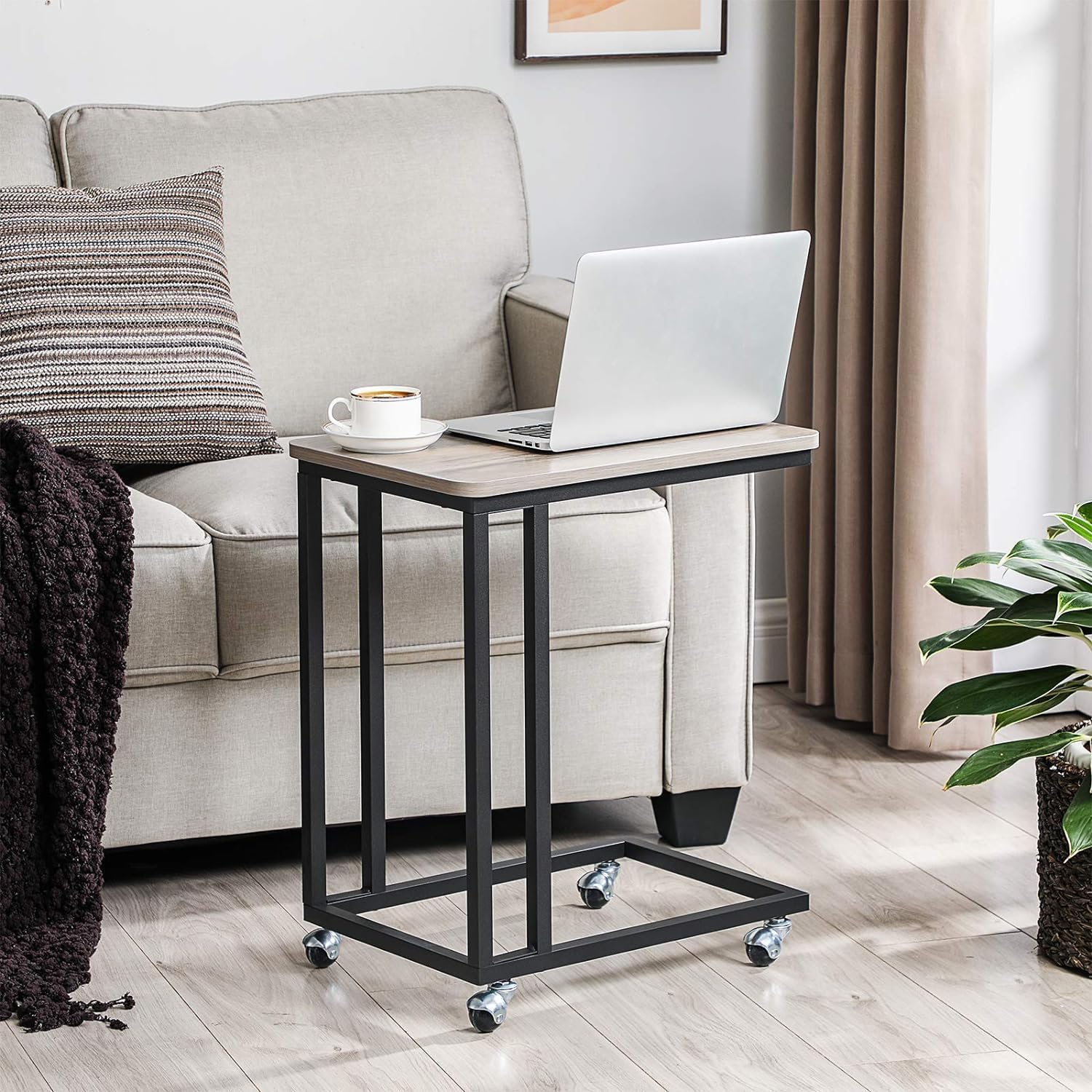 VASAGLE - Table d’appoint industrielle - compacte, acier, roulettes - LNT050B02