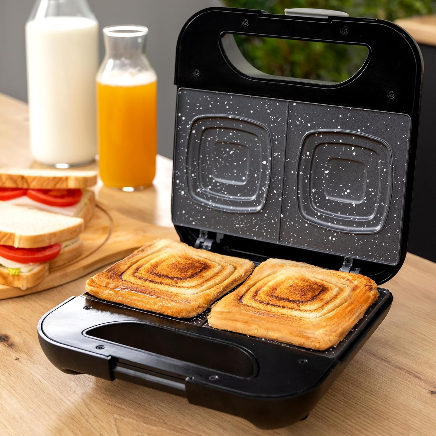 Cecotec - Rock'nToast Square - gaufrier compact inox 800W, plaques antiadhésives, revêtement pierre