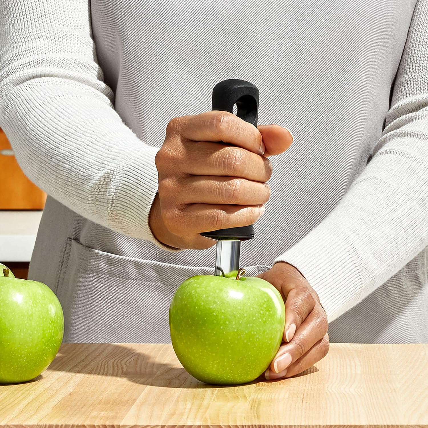 OXO - Good Grips - vide-pomme inox - poignée ergonomique, noir