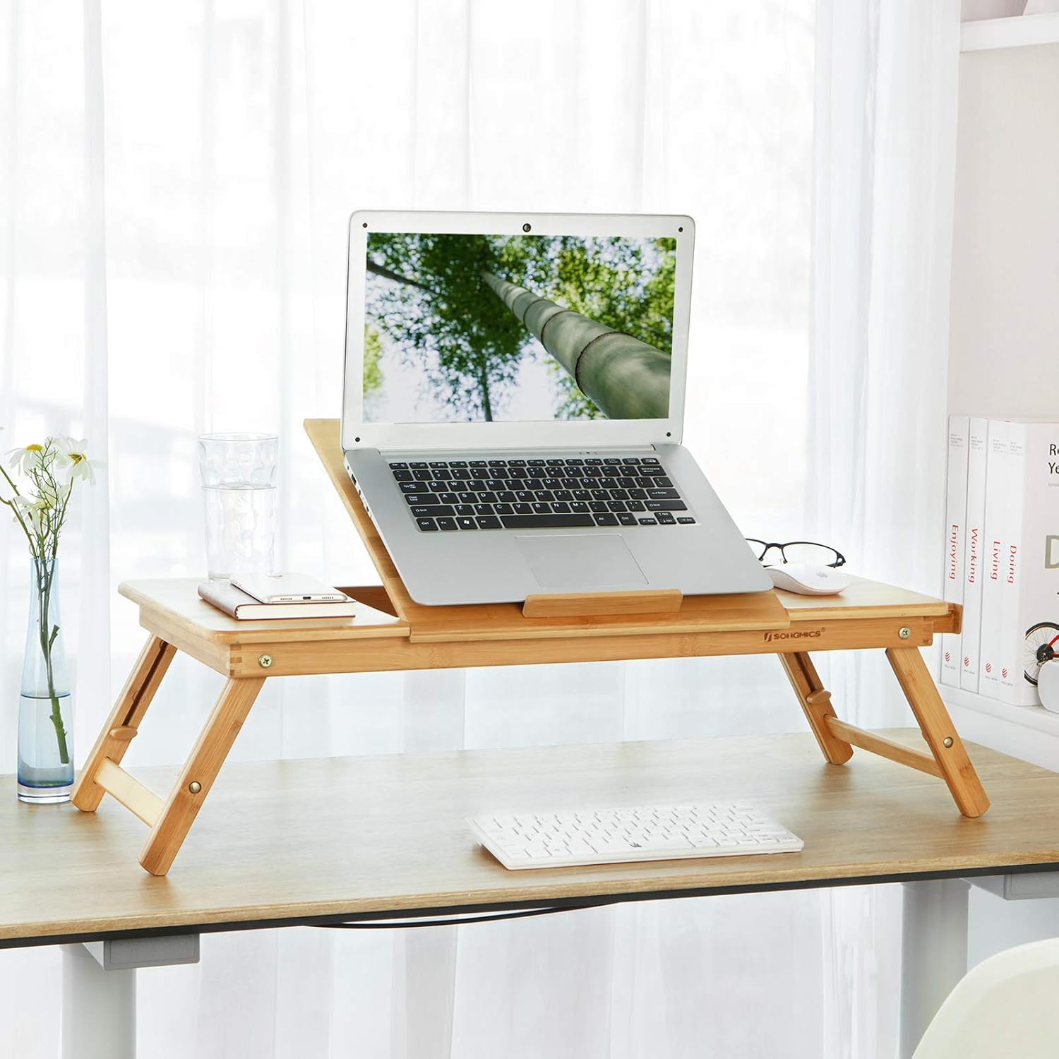 SONGMICS - Table de lit pliable bambou - 72x21-29x35 cm - plateau ajustable, tiroir, trous aération LLD004