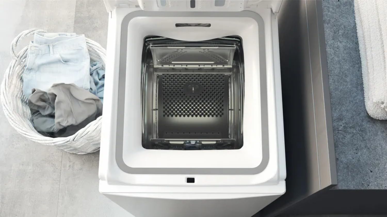 Hotpoint - lave-linge top 6,5 kg, 1200 tr/min, BPM - 90x40x60 cm - WMTG6524BFR/N