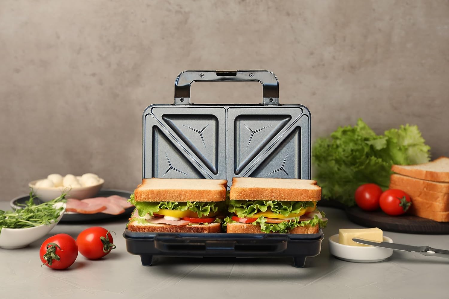 Bestron - appareil sandwich série noire - compact - antiadhésif, indicateur, réglage auto