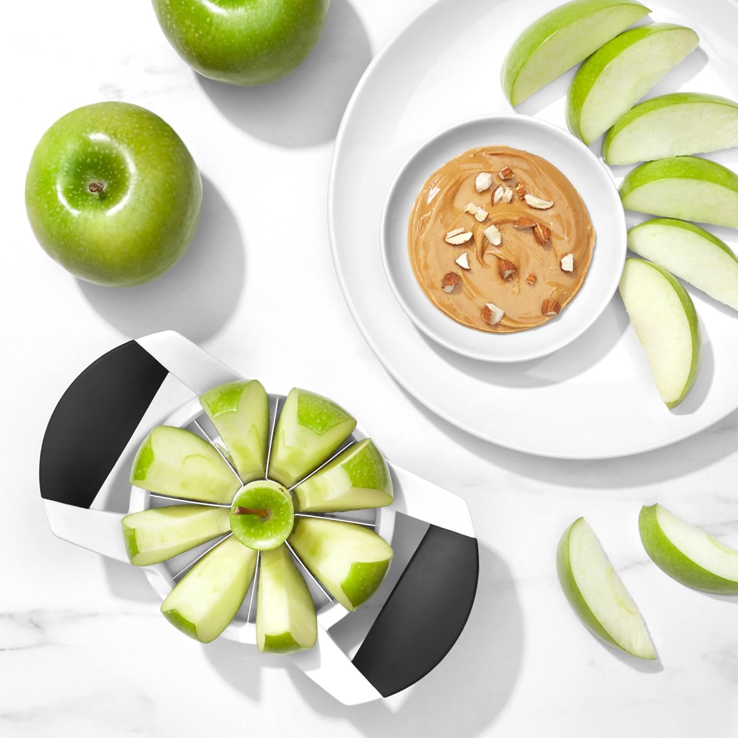 OXO - Good Grips coupe-fruits - inox, noir et blanc, trancheuse efficace